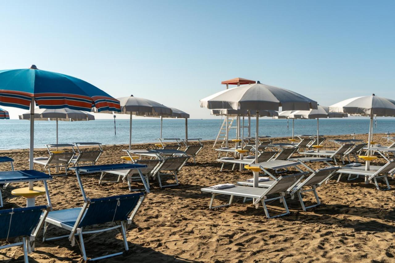 Bellini Relais (Adults Only) Hotel Lignano Sabbiadoro Exterior photo